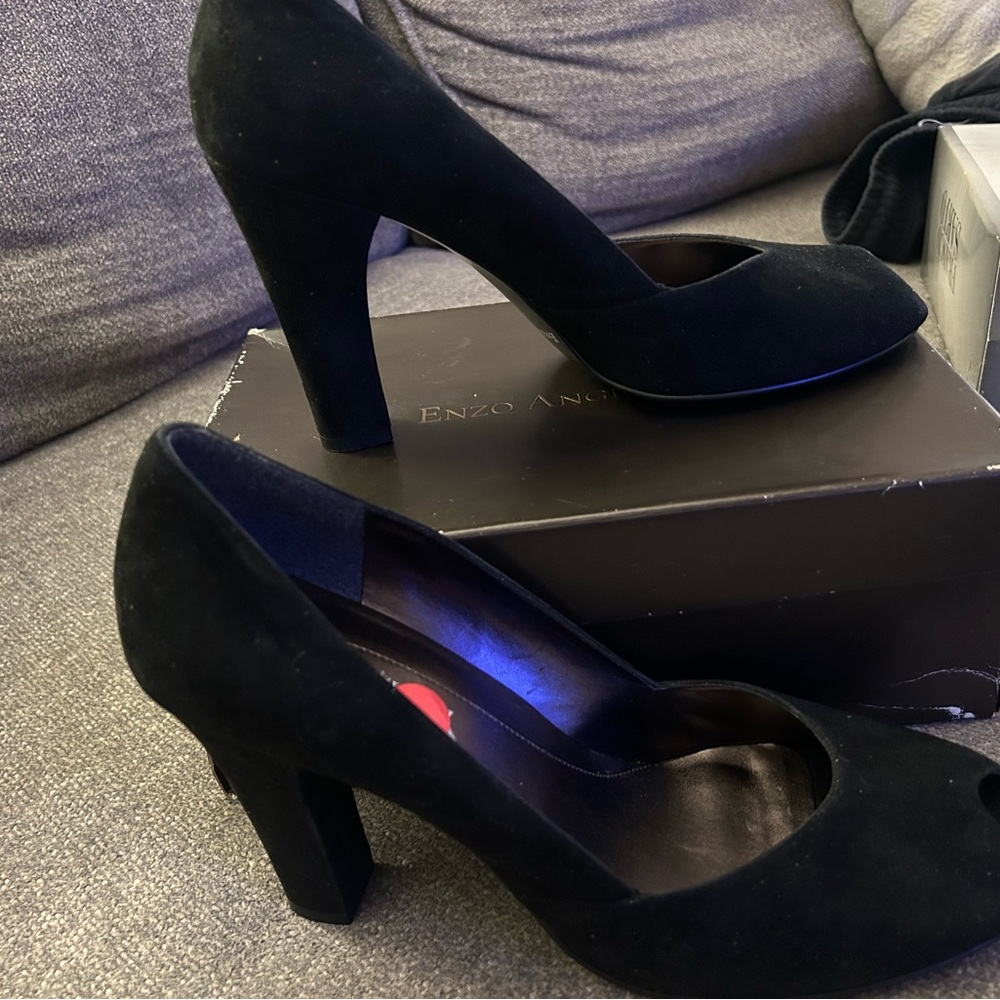 Enzo Angiolini Classic Black Heels